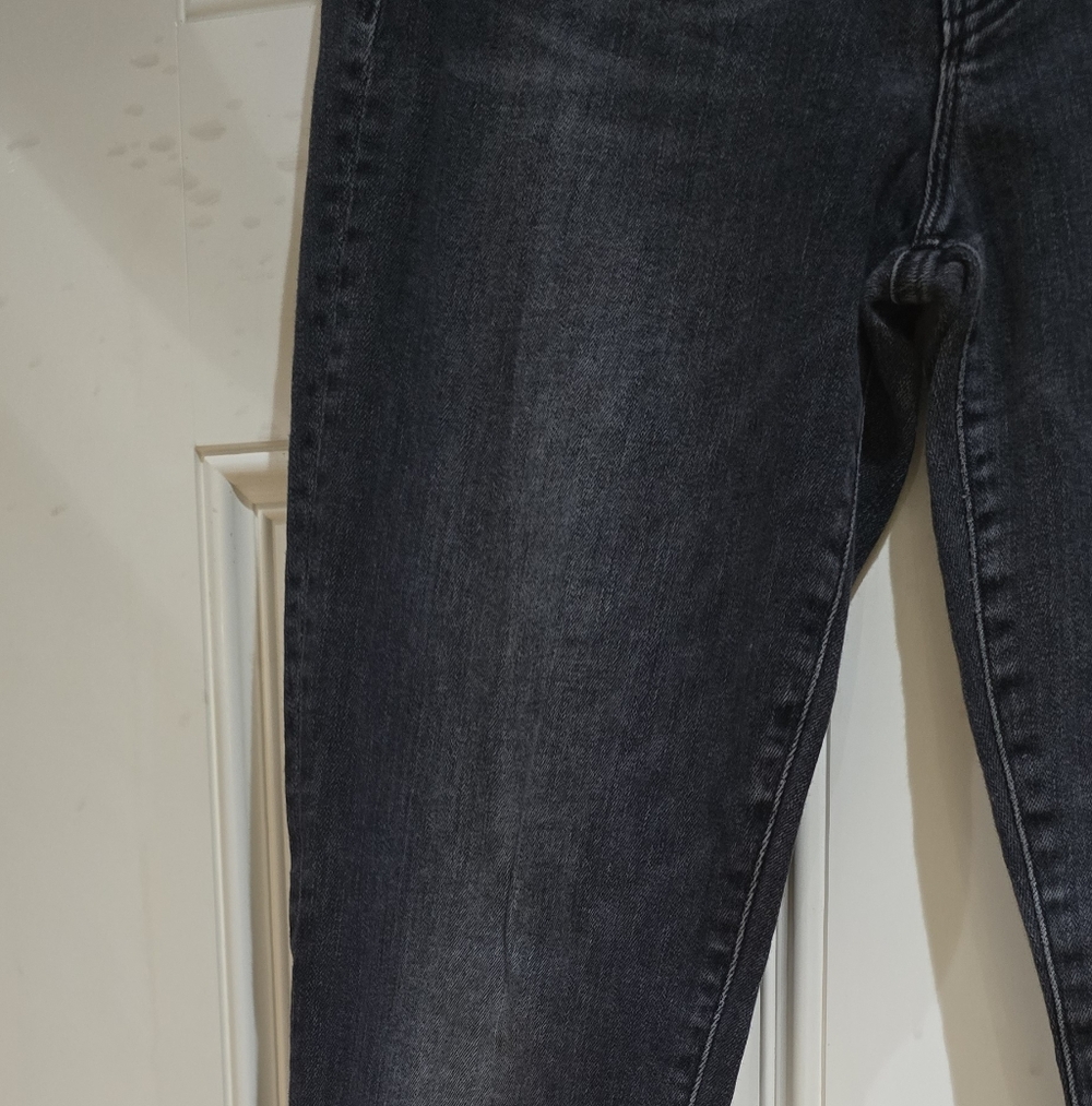 Mother Black Cropped Jeans - Picture 4 of 15